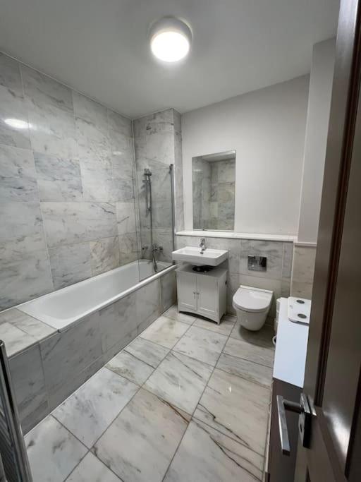 Modern Flat Near Oxford Street *